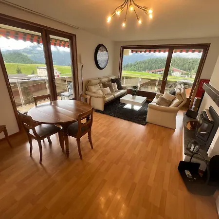 Luxueux De 115m2, Grand Balcon Et Vue Magnifique Apartamento