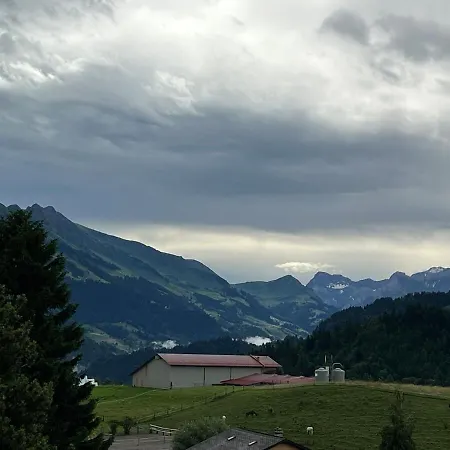 Luxueux De 115m2, Grand Balcon Et Vue Magnifique *